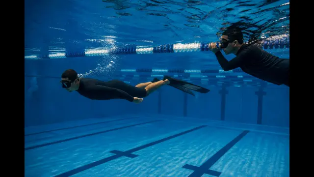 Entrenamiento de apnea en piscina: técnica y seguridad